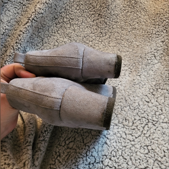 Journee Collection Mylee Women's Ankle Boots sz 9, Gray - Picture 5 of 6